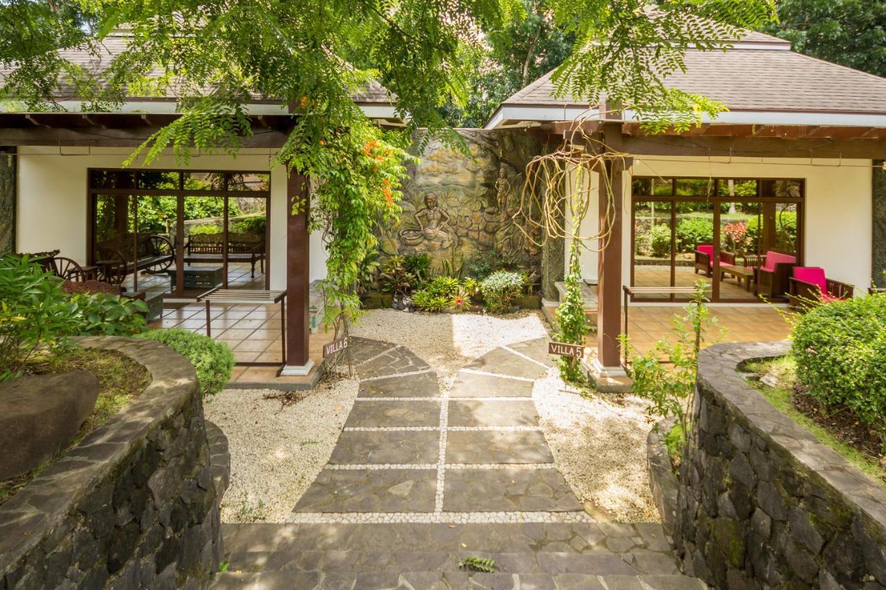 Cintai Corito'S Garden Villa Batangas Екстериор снимка