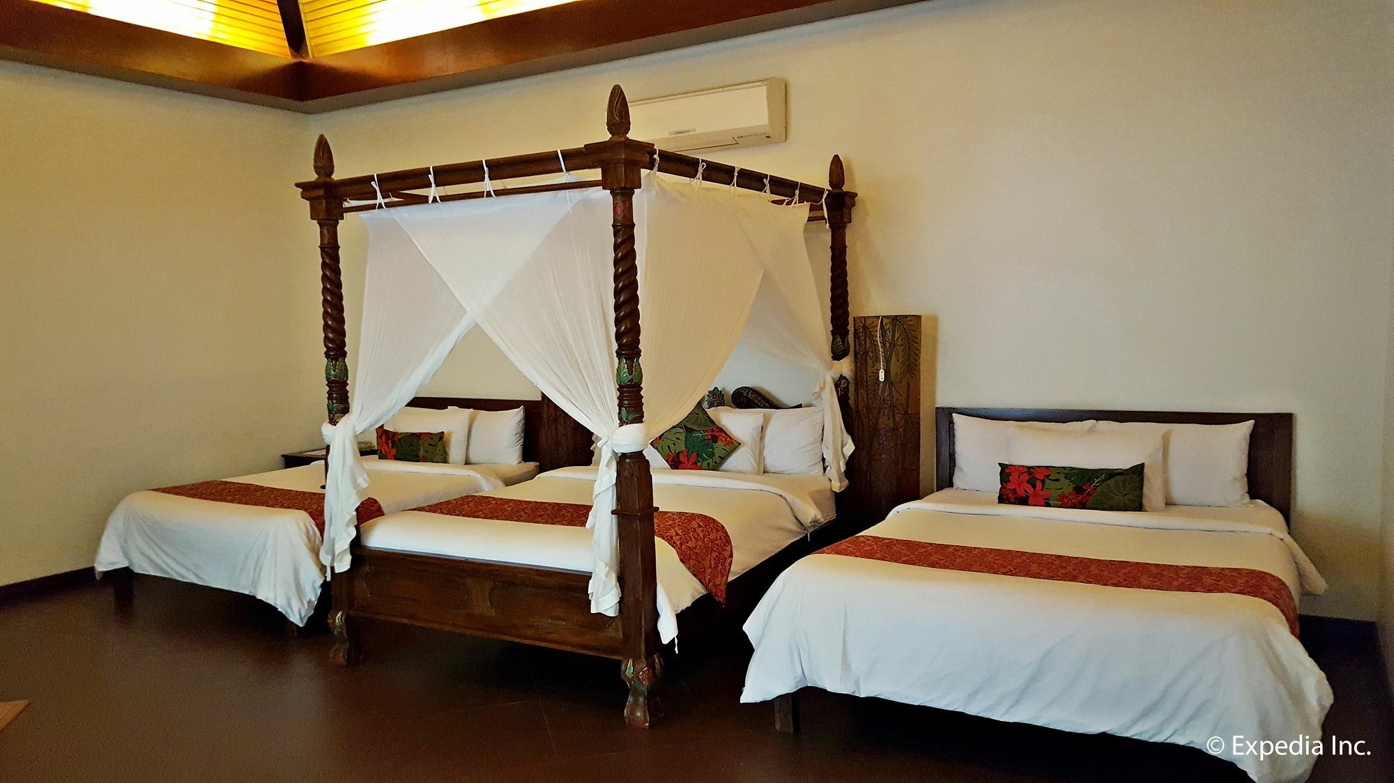 Cintai Corito'S Garden Villa Batangas Екстериор снимка